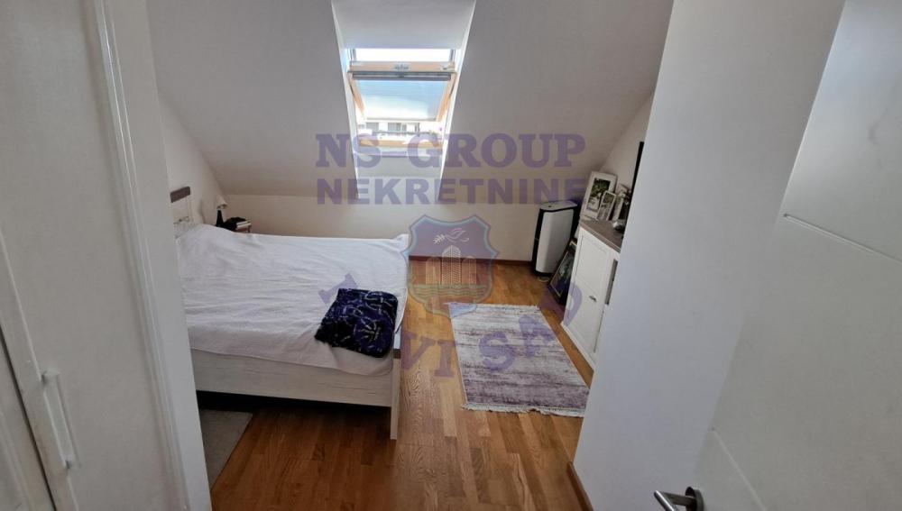 Slika 3 - Oldičan porodičan duplex na Petrovaradinu!