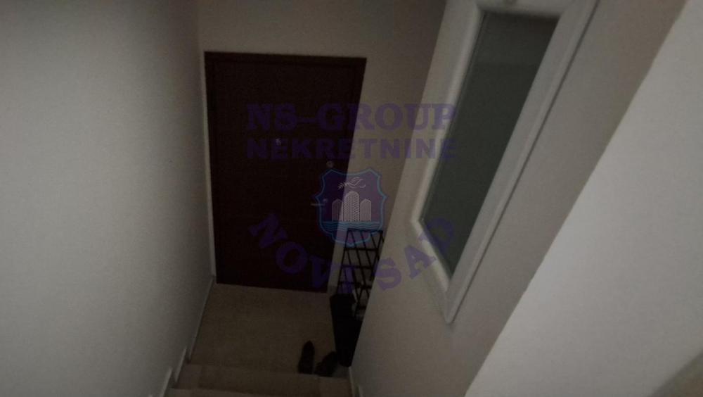 Slika 9 - Oldičan porodičan duplex na Petrovaradinu!