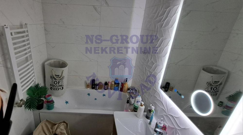 Slika 6 - Oldičan porodičan duplex na Petrovaradinu!