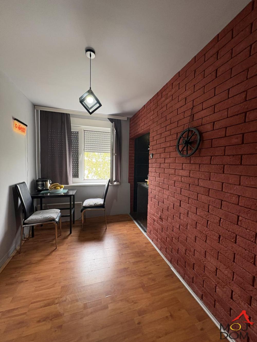 Slika 1 - Stan,NOVI SAD,CARA DUŠANA,kv: 36, € 123600, ID: 1032902