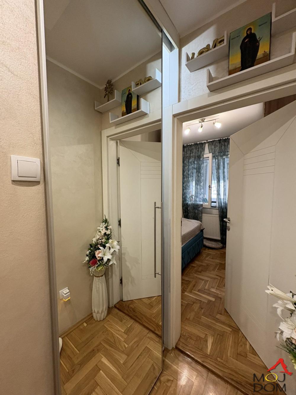 Slika 5 - Stan,NOVI SAD,NOVA DETELINARA,kv: 66, € 232000, ID: 1032929