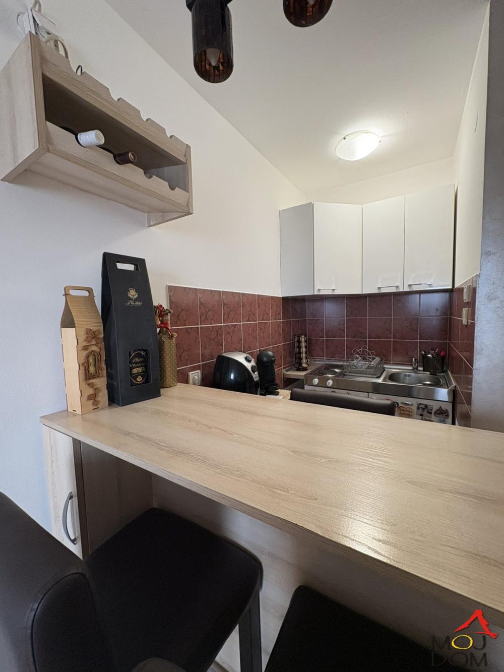 Slika 11 - Stan,NOVI SAD,NOVA DETELINARA,kv: 66, € 232000, ID: 1032929