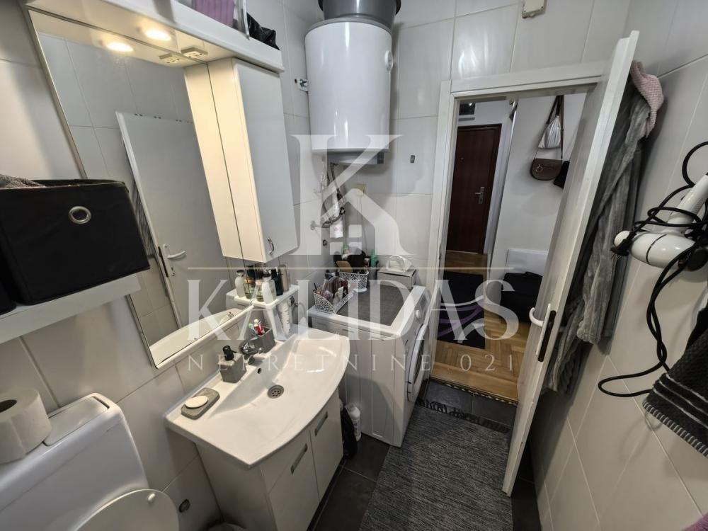 Slika 7 - Stan,NOVI SAD,TELEP,kv: 37, € 115000, ID: 1009057