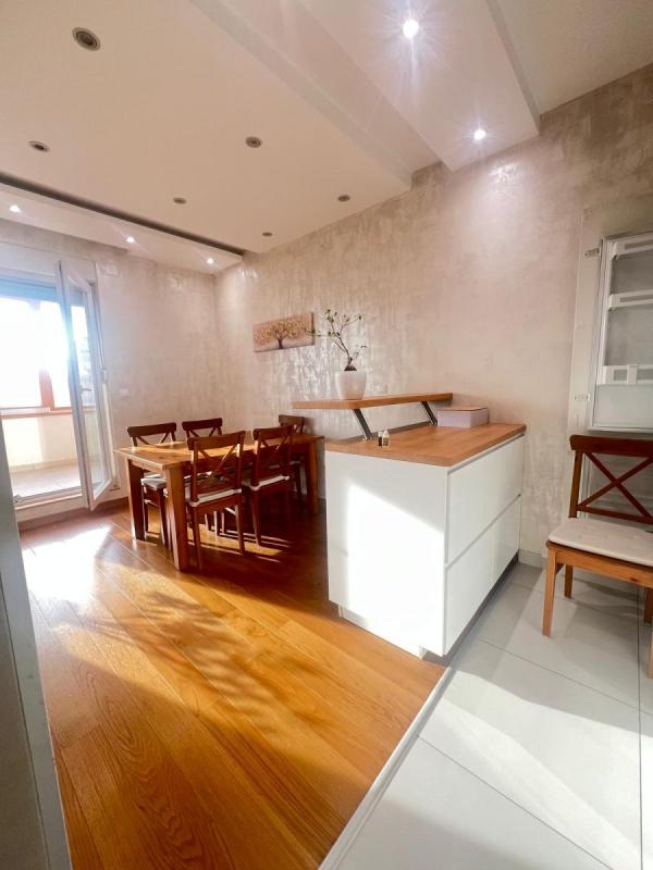 Slika 3 - Stan,NOVI SAD,SOCIJALNO,kv: 88.00, € 257000, ID: 1059805