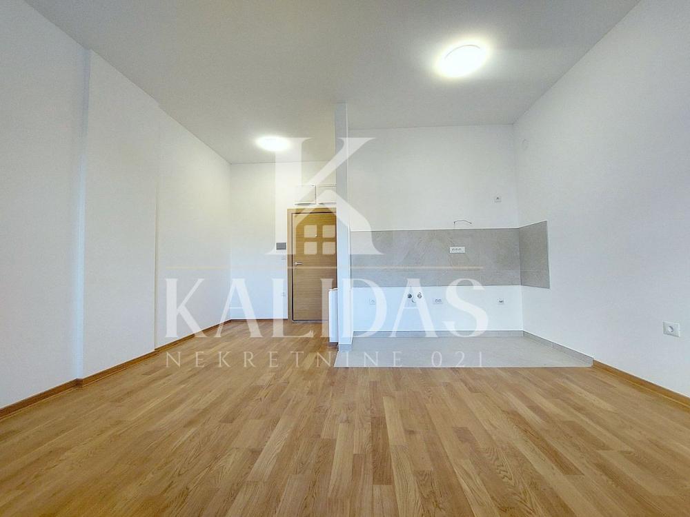 Slika 3 - Stan,NOVI SAD,TELEP,kv: 28, € 91000, ID: 1009056