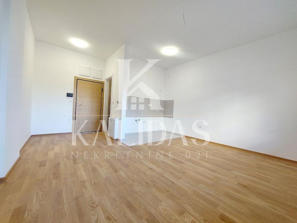 Slika 2 - Stan,NOVI SAD,TELEP,kv: 28, € 91000, ID: 1009056
