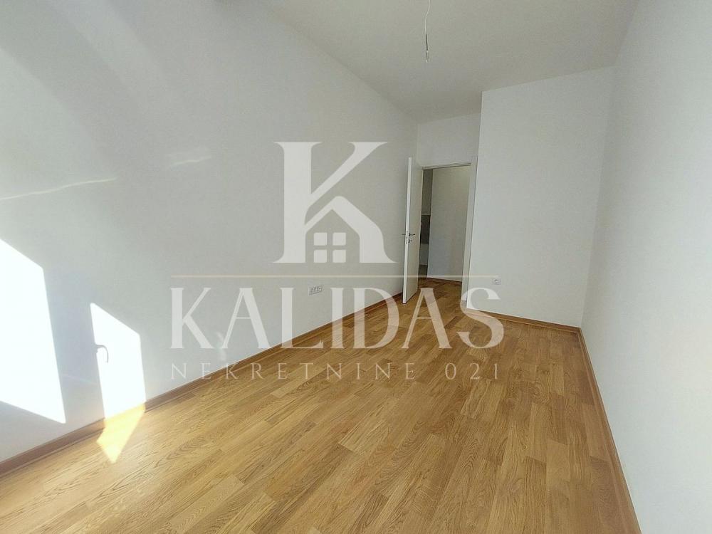 Slika 9 - Stan,NOVI SAD,TELEP,kv: 65, € 198290, ID: 1009059