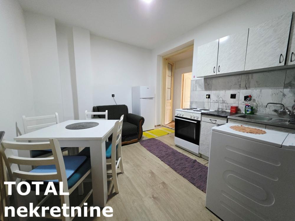 Slika 3 - Stan,NOVI SAD,CENTAR,kv: 40.00, € 90000, ID: 1103208