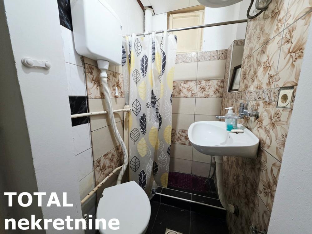 Slika 5 - Stan,NOVI SAD,CENTAR,kv: 40.00, € 90000, ID: 1103208