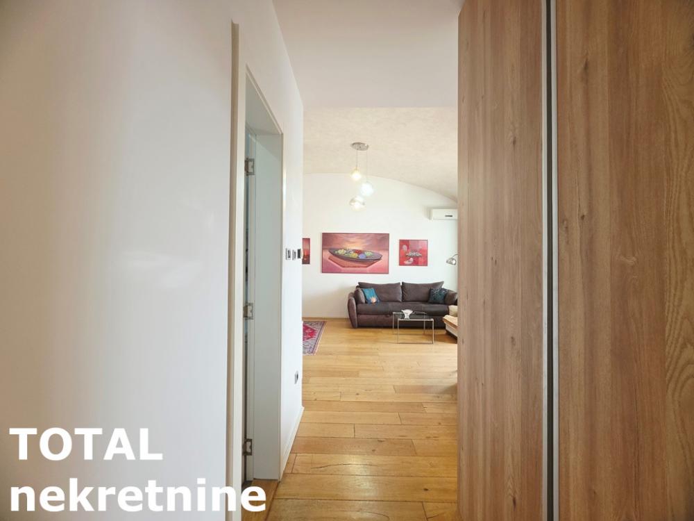 Slika 9 - Stan,NOVI SAD,CENTAR,kv: 117.00, € 375000, ID: 1103100