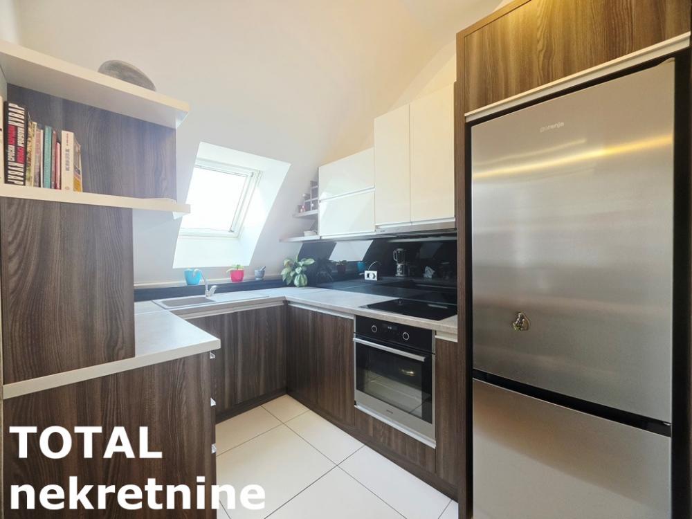 Slika 2 - Stan,NOVI SAD,CENTAR,kv: 117.00, € 375000, ID: 1103100