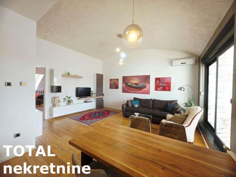 Slika 1 - Stan,NOVI SAD,CENTAR,kv: 117.00, € 375000, ID: 1103100