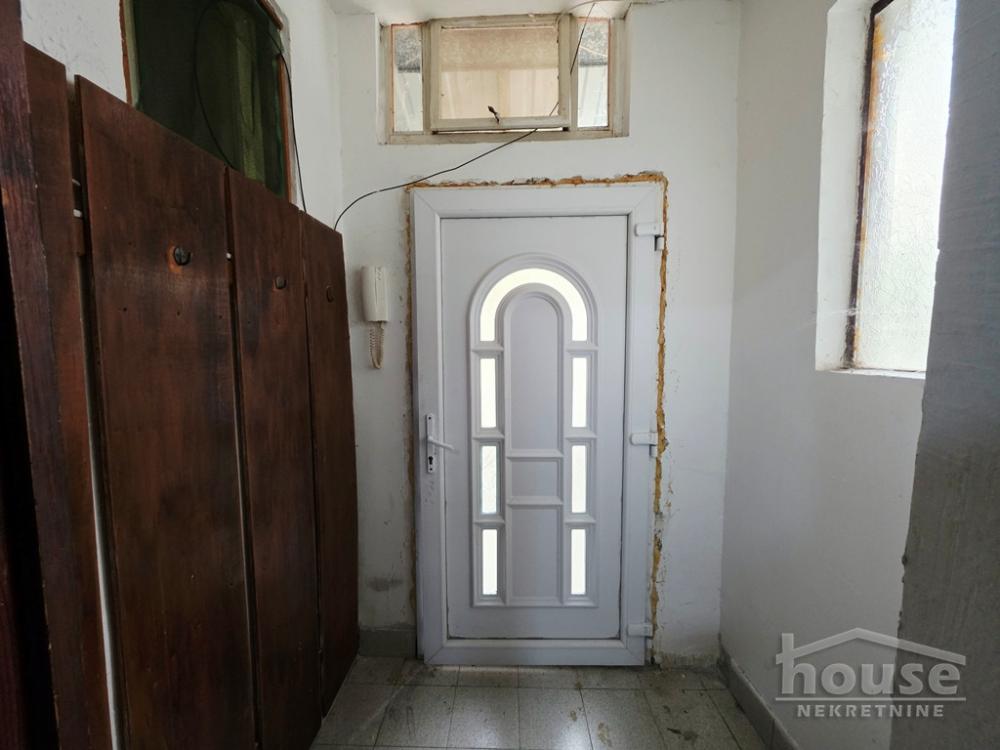 Slika 9 - Stan,NOVI SAD,CENTAR,kv: 40.00, € 90000, ID: 1066362
