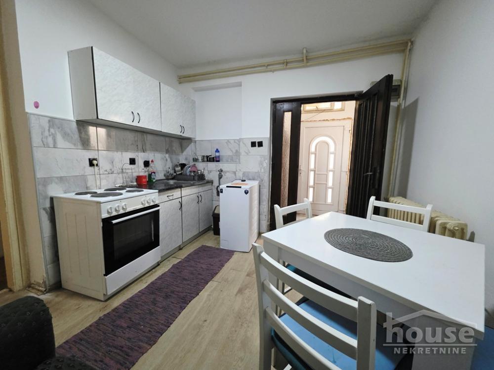 Slika 4 - Stan,NOVI SAD,CENTAR,kv: 40.00, € 90000, ID: 1066362