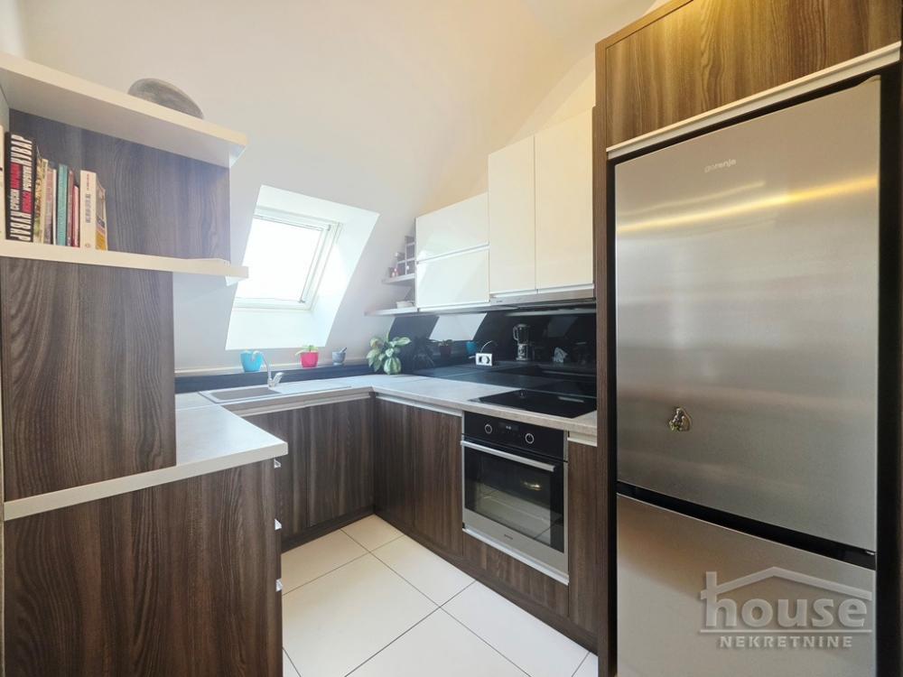Slika 2 - Stan,NOVI SAD,CENTAR,kv: 117.00, € 375000, ID: 1066254