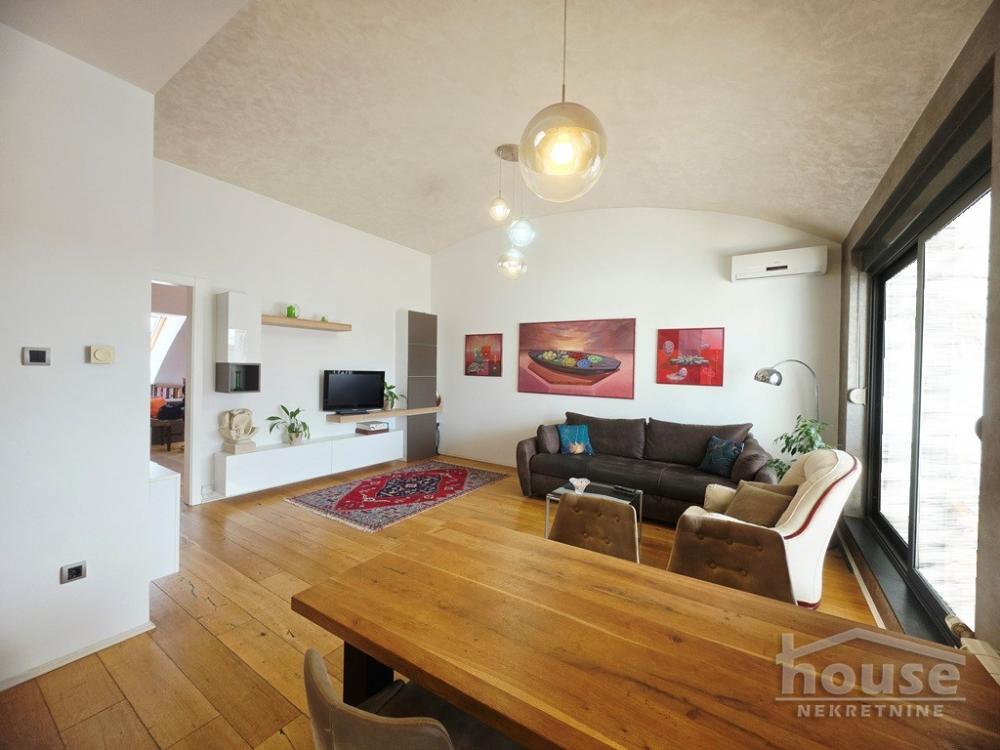 Slika 1 - Stan,NOVI SAD,CENTAR,kv: 117.00, € 375000, ID: 1066254