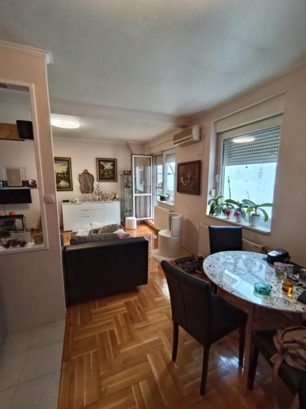 Slika 9 - Četvorosoban 85m Duplex Novi Sad Kraljevića Marka + garaza