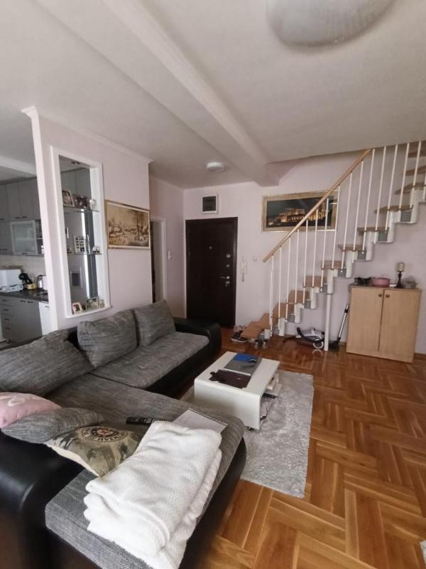 Slika 3 - Četvorosoban 85m Duplex Novi Sad Kraljevića Marka + garaza