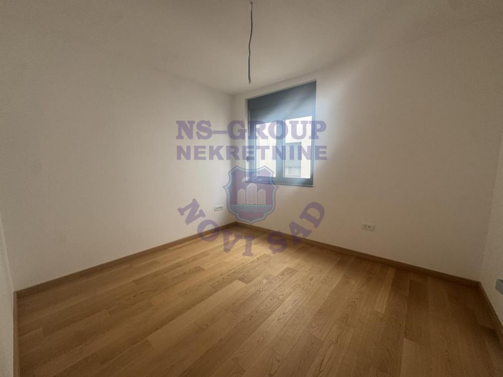 Slika 3 - Trosoban, 55m2, Mišeluk Novi Sad