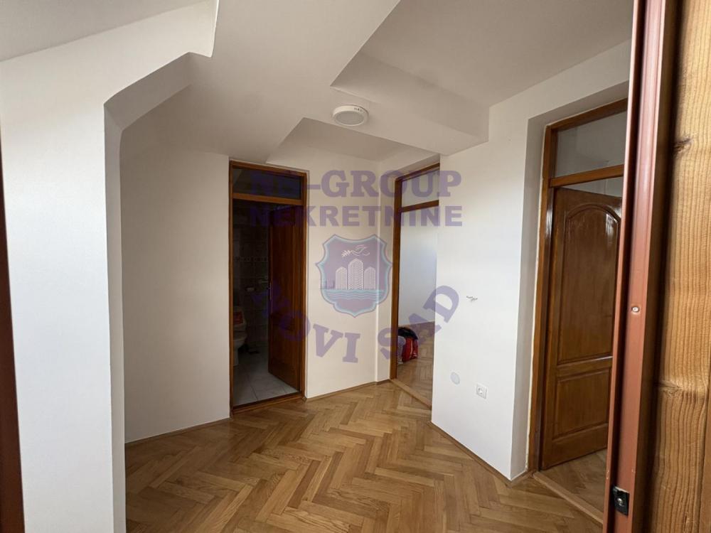 Slika 9 - Trosoban Nova Detelinara - 91m2 !