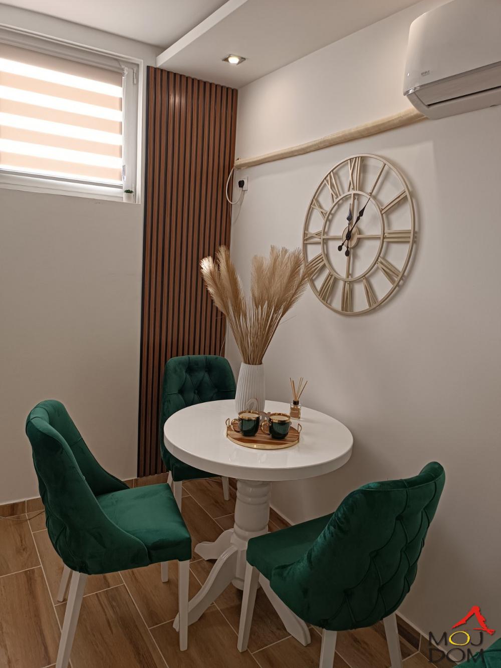 Slika 3 - Stan,NOVI SAD,SALAJKA,kv: 23, € 67000, ID: 1032948