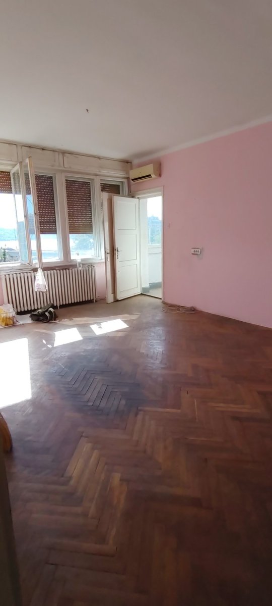 Slika 2 - Stan,NOVI SAD,KEJ,kv: 74.00, € 228700, ID: 1059799