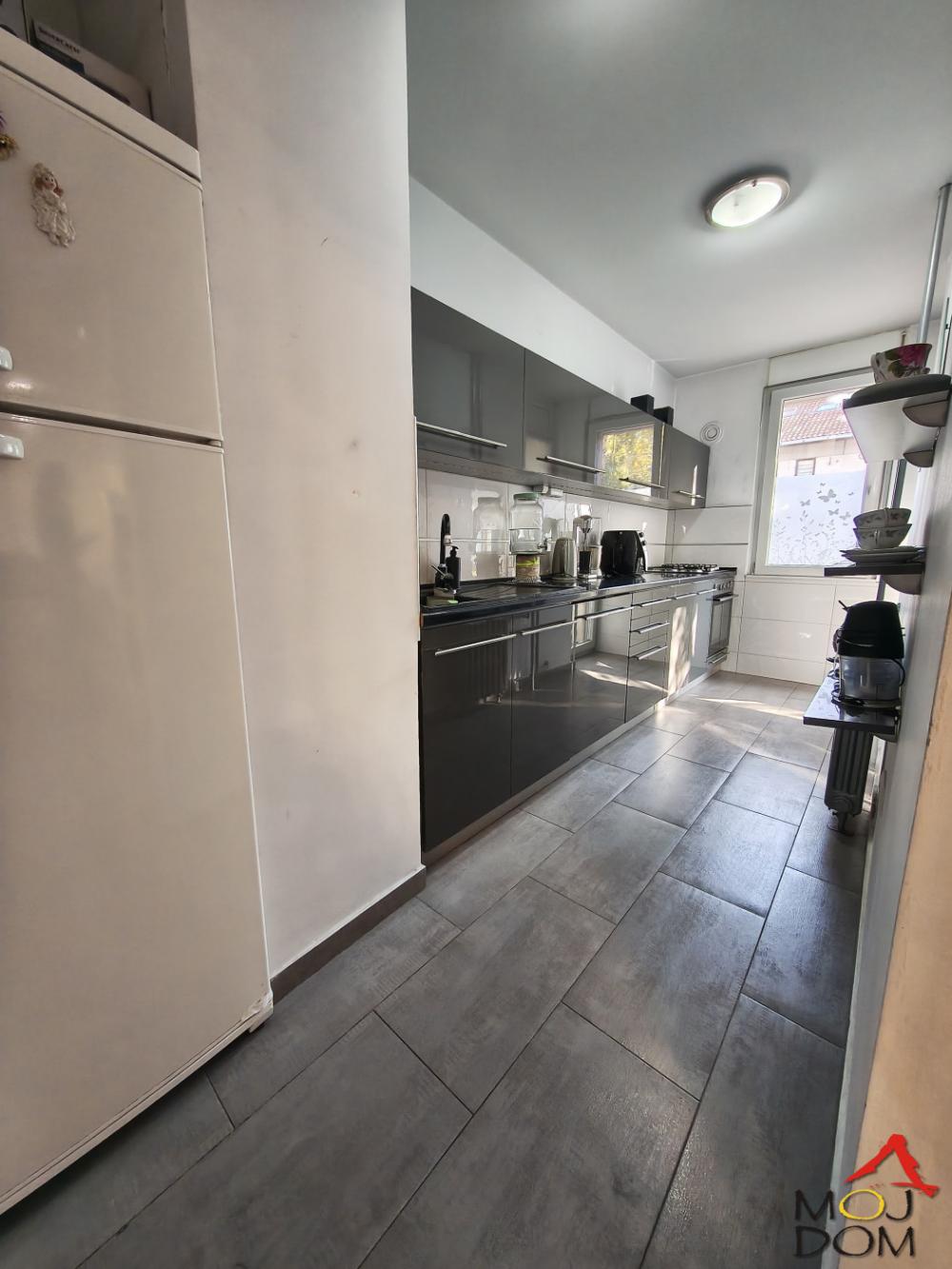 Slika 8 - Stan,NOVI SAD,NOVO NASELJE,kv: 90, € 242050, ID: 1032951