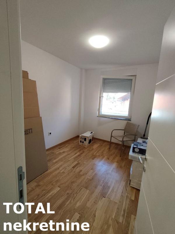 Slika 10 - Stan,PETROVARADIN,TEKIJE,kv: 72.00, € 169000, ID: 1103293