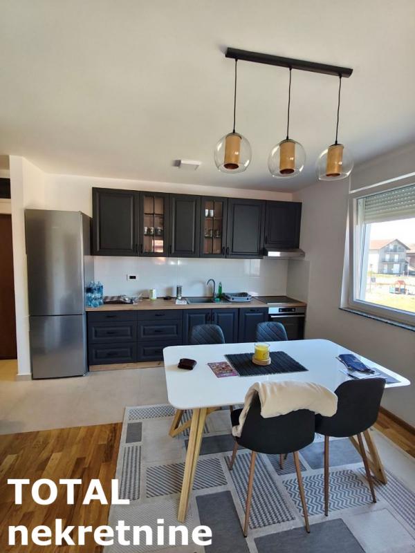 Slika 2 - Stan,PETROVARADIN,TEKIJE,kv: 72.00, € 169000, ID: 1103293