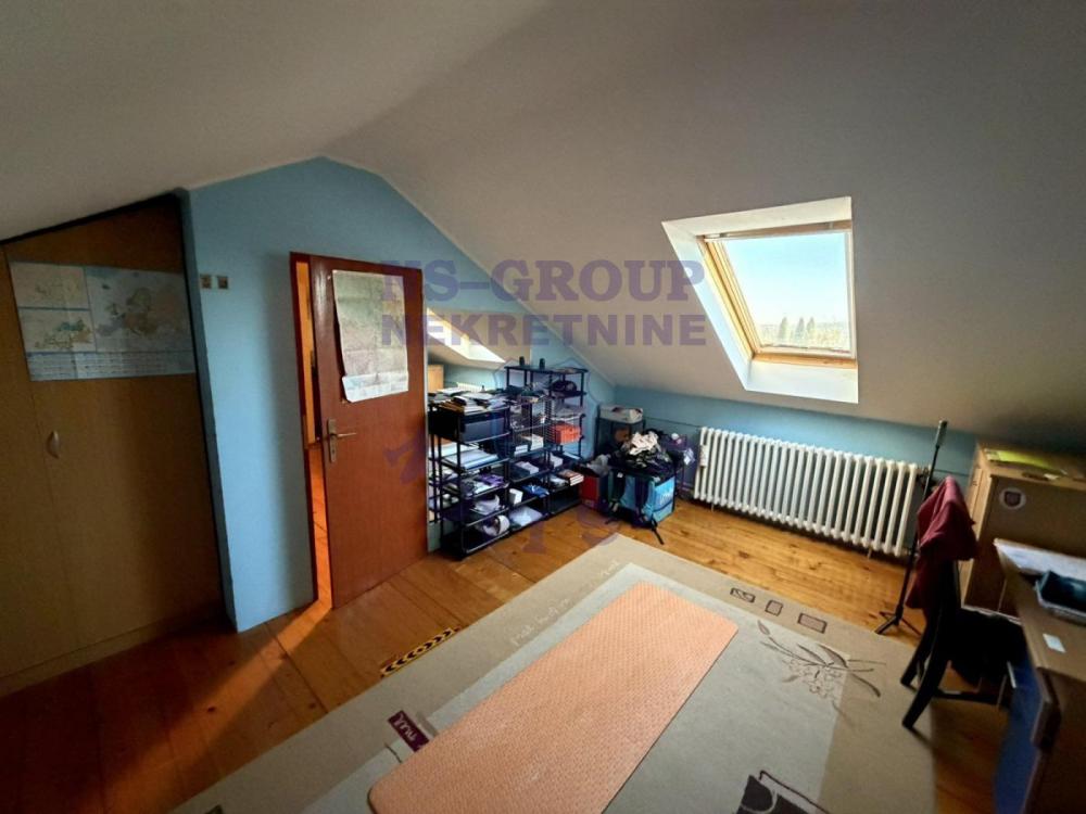 Slika 8 - Trosoban, 80m2, Novo naselje Novi Sad, sa terasom