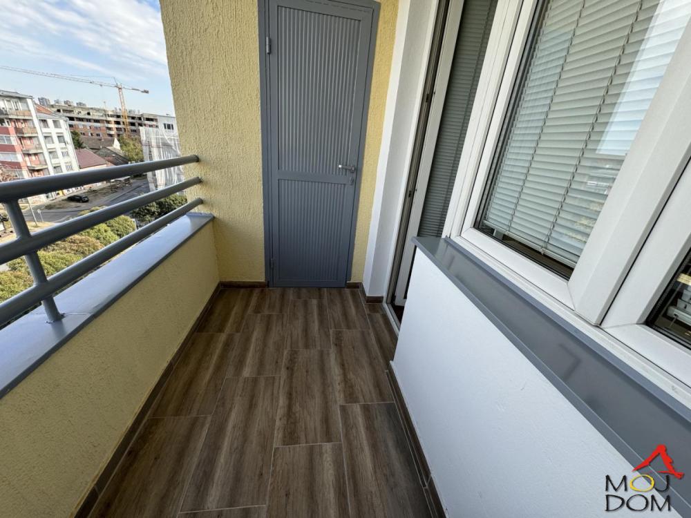 Slika 7 - Stan,NOVI SAD,SOCIJALNO,kv: 43, € 154500, ID: 1032942