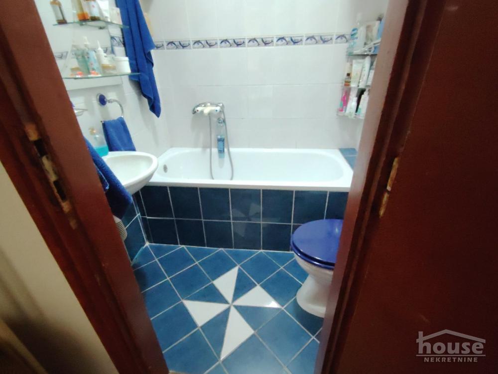Slika 8 - Stan,NOVI SAD,BULEVAR,kv: 64.00, € 177000, ID: 1066417