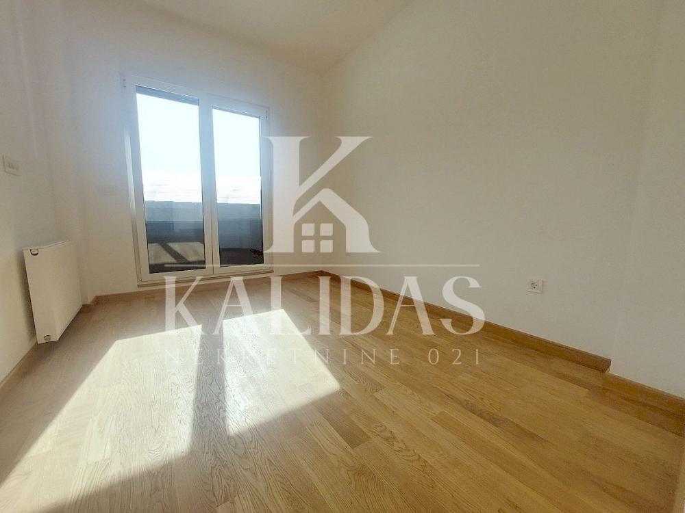 Slika 4 - Stan,NOVI SAD,PODBARA,kv: 40, € 132860, ID: 1009062