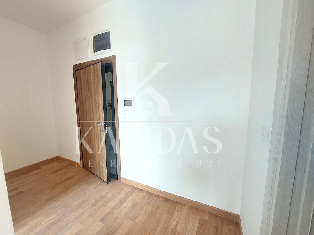 Slika 5 - Stan,NOVI SAD,PODBARA,kv: 40, € 132860, ID: 1009062