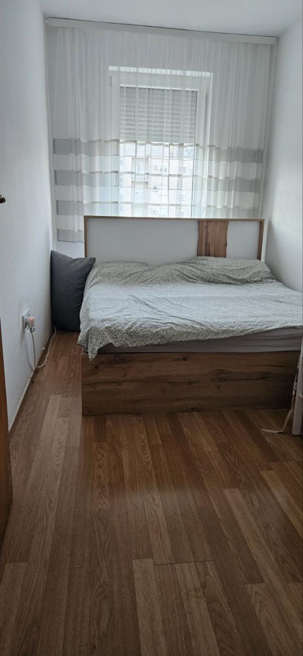 Slika 6 - Dvoiposoban, 44m2, Detelinara Novi Sad, sa terasom, ima lift