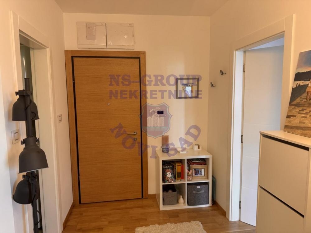Slika 9 - Luxuzno namesten dvoiposoban stan u novoj zgradi u blizini Limana!
