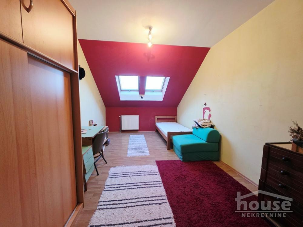 Slika 8 - Stan,NOVI SAD,PODBARA,kv: 147.00, € 220000, ID: 1066319