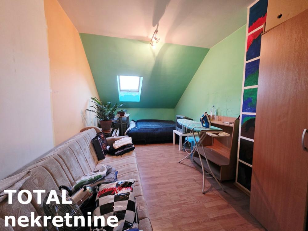 Slika 10 - Stan,NOVI SAD,PODBARA,kv: 147.00, € 220000, ID: 1103165