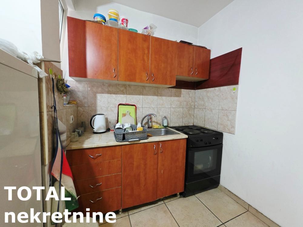 Slika 3 - Stan,NOVI SAD,PODBARA,kv: 147.00, € 220000, ID: 1103165