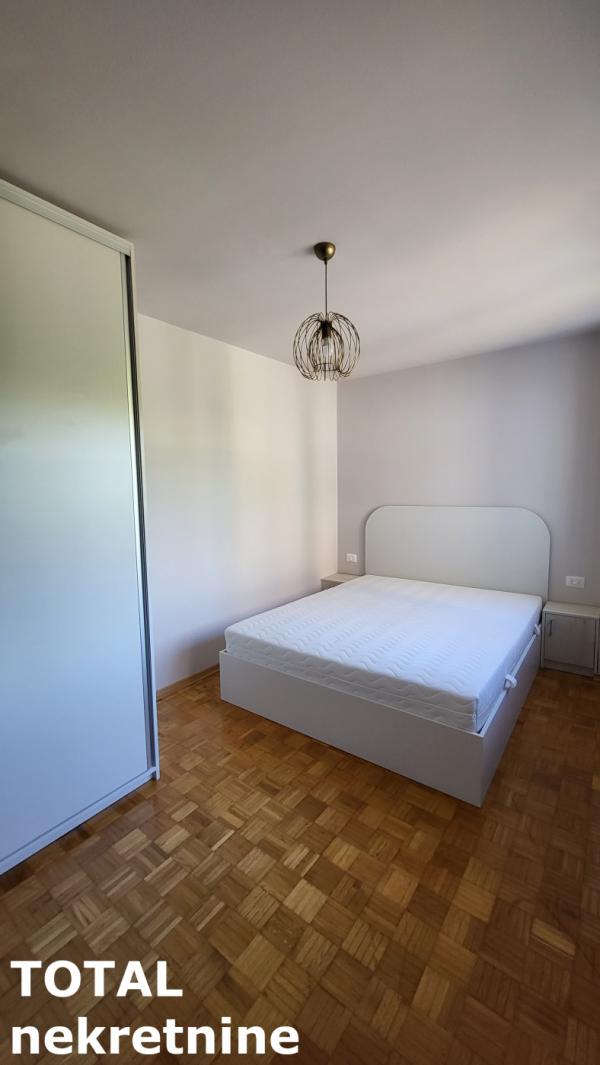Slika 10 - Stan,NOVI SAD,NOVO NASELJE,kv: 56.00, € 168000, ID: 1103172