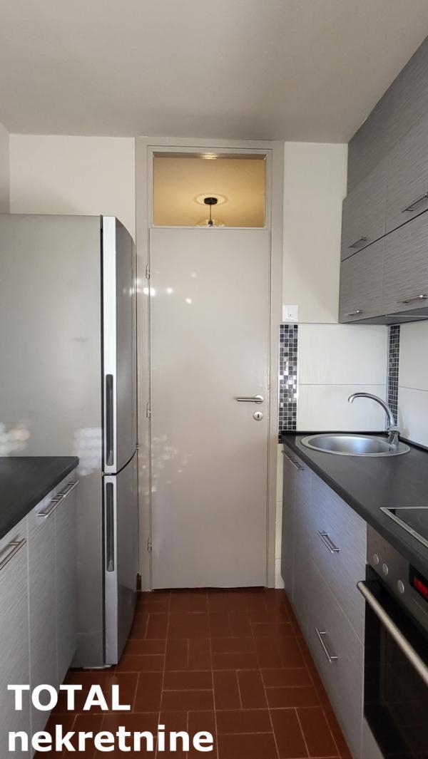 Slika 6 - Stan,NOVI SAD,NOVO NASELJE,kv: 56.00, € 168000, ID: 1103172