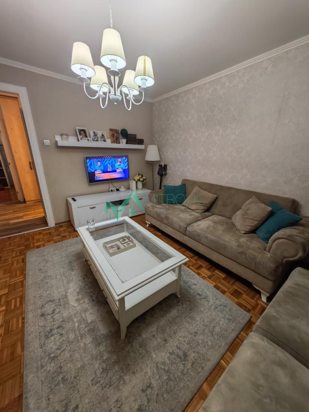 Slika 2 - Novo naselje, 63m2. Dvoiposoban, renoviran stan! šifra: 1004833  