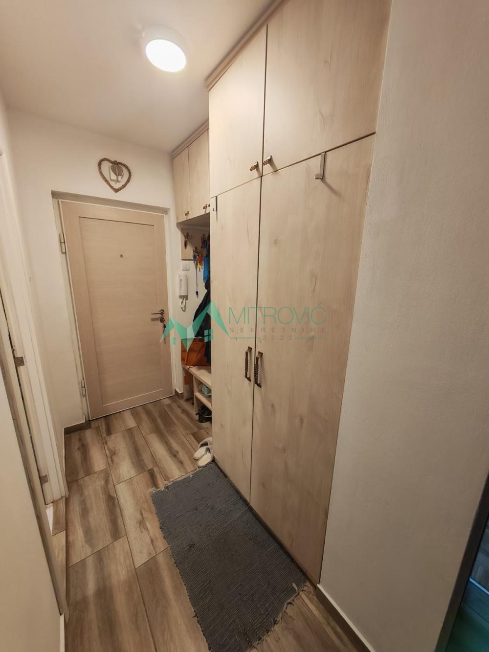 Slika 11 - Novo naselje, 63m2. Dvoiposoban, renoviran stan! šifra: 1004833  
