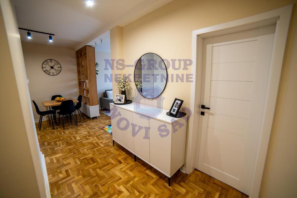 Slika 9 - Dvosoban, 45m2, Adice Novi Sad, sa terasom