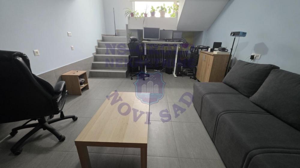 Slika 1 - Dvosoban, 40m2, Salajka (Partizanska ulica) Novi Sad