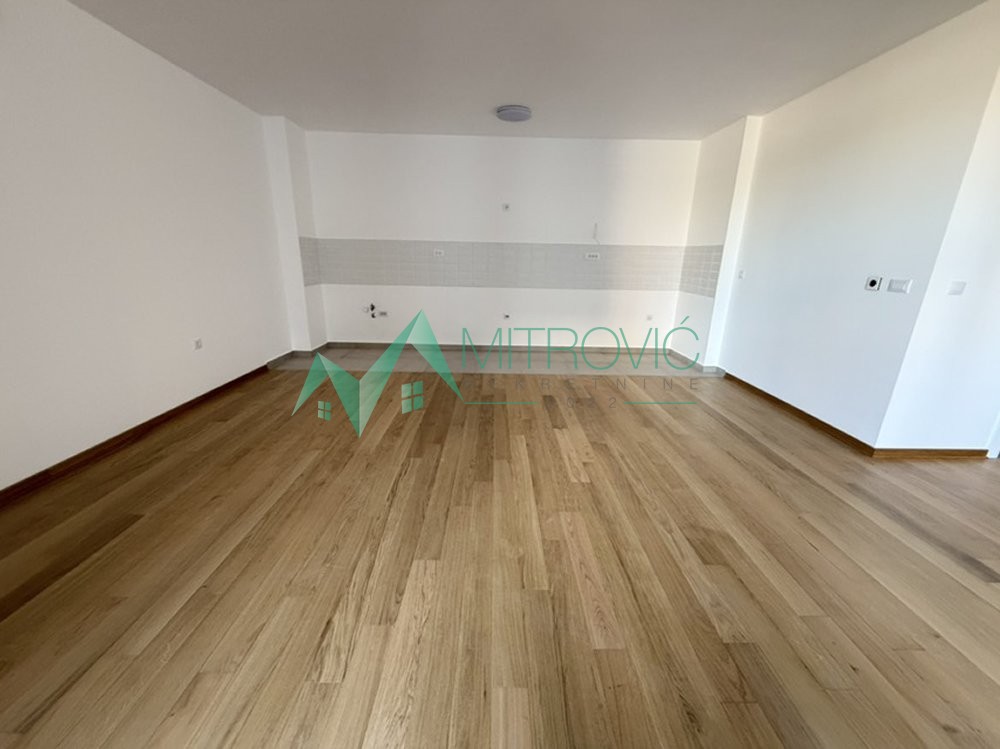 Slika 3 - Novi Sad, Podbara - Nov, neuseljavan, veoma komforan troiposoban stan (šifra: 1004836) 