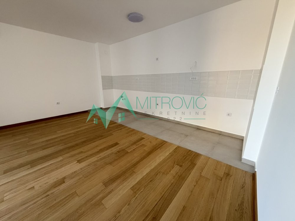 Slika 5 - Novi Sad, Podbara - Nov, neuseljavan, veoma komforan troiposoban stan (šifra: 1004836) 