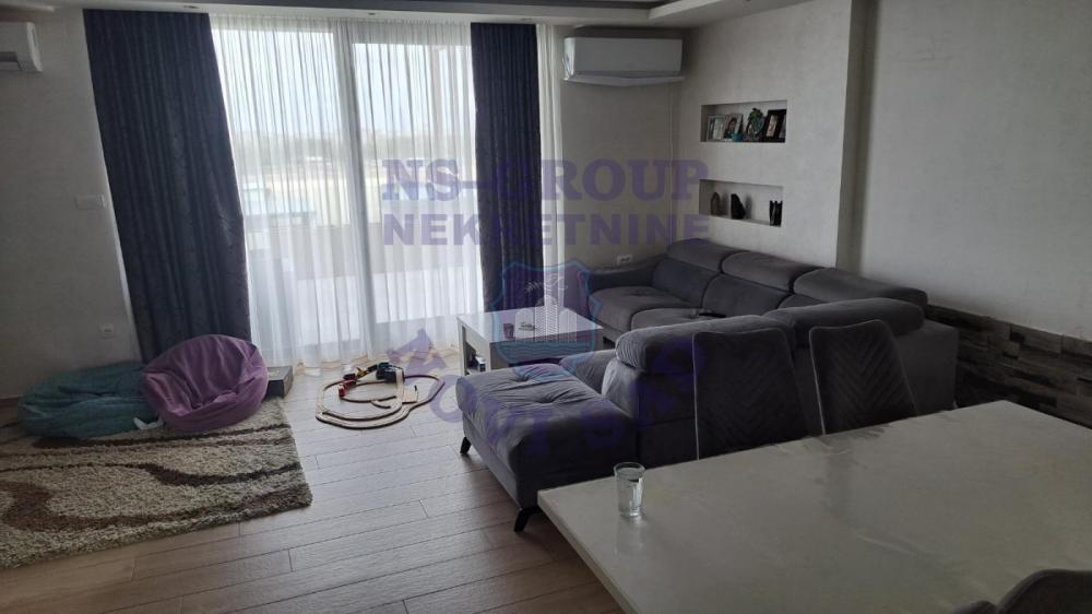 Glavna slika -Odličan porodičan duplex na potezu Popovice!