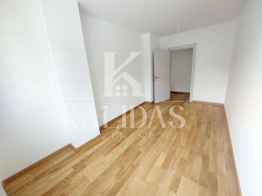 Slika 10 - Stan,NOVI SAD,PODBARA,kv: 62, € 202500, ID: 1009063
