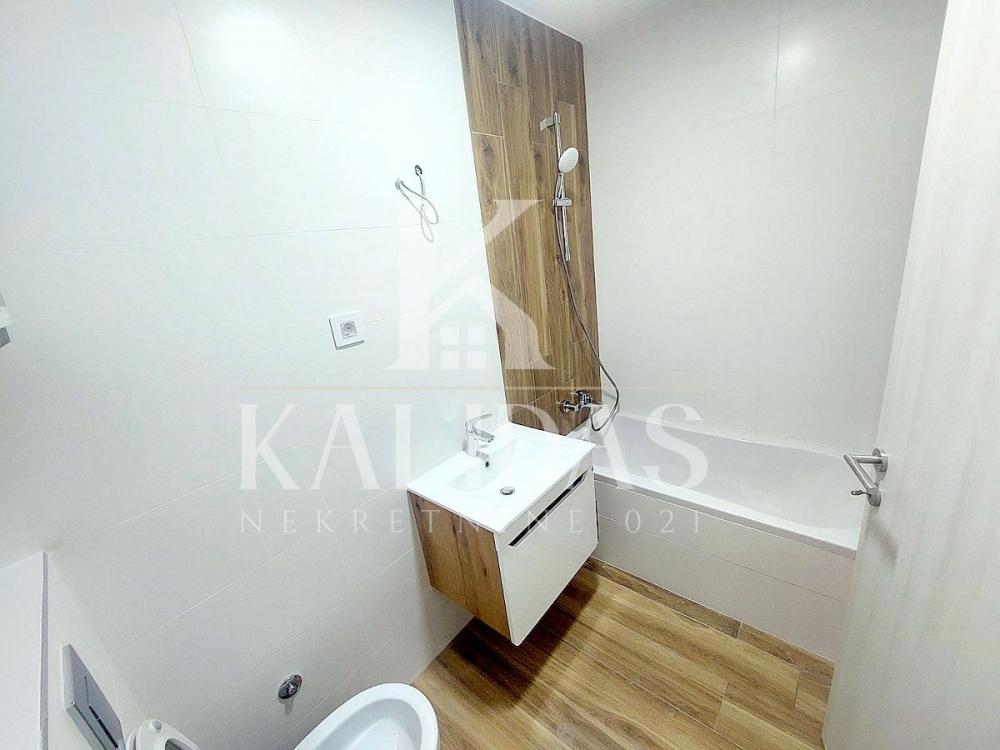 Slika 11 - Stan,NOVI SAD,PODBARA,kv: 62, € 202500, ID: 1009063